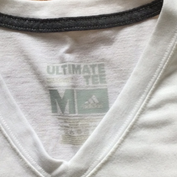 Men’s Adidas t-shirt - Picture 2 of 3